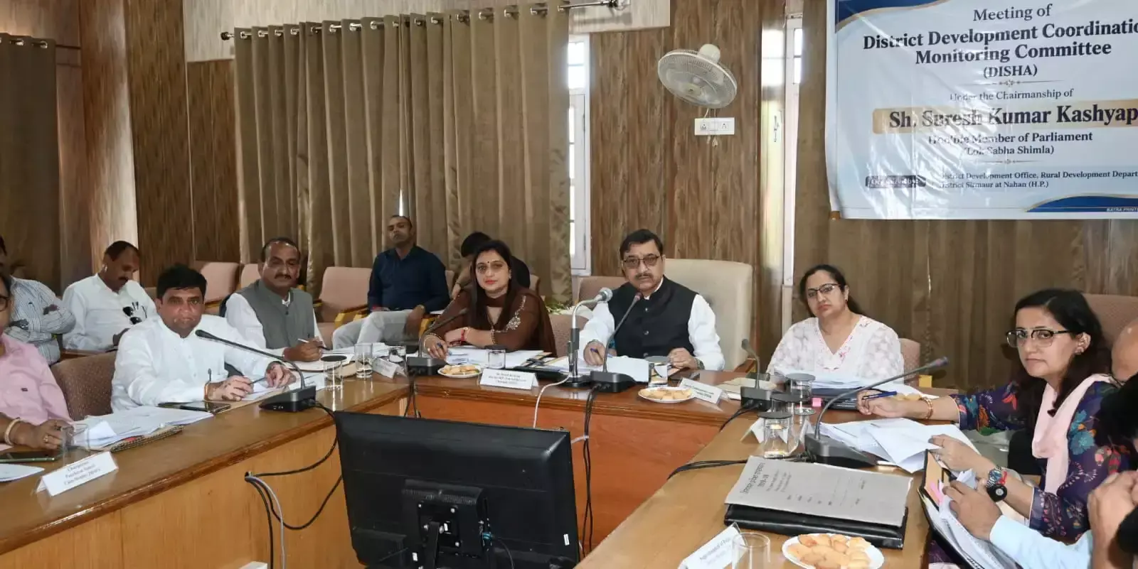 योजनाओं के क्रियान्वयन और प्रगति पर दिशा समिति ने की समीक्षा