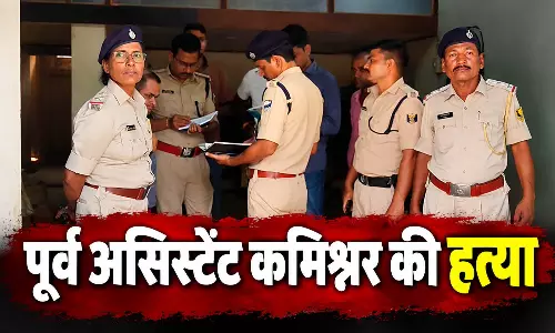 पूर्व असिस्टेंट कमिश्नर की हत्या, हमलावरों ने 8 गोलियां मारीं पूर्व असिस्टेंट कमिश्नर की हत्या, हमलावरों ने 8 गोलियां मारीं