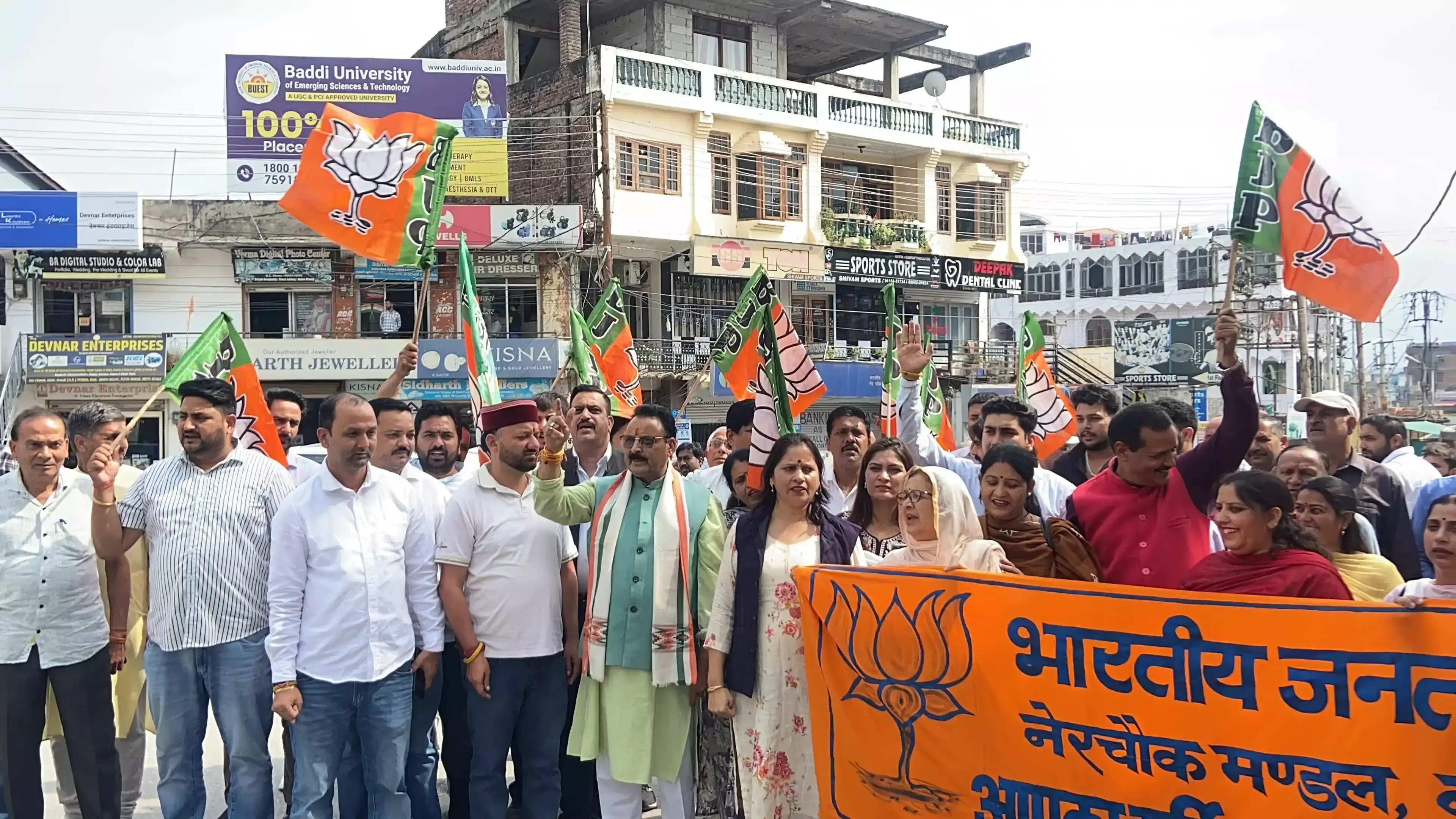 जयराम सरकार के कार्यकाल के काम अब भी अधूरे, कांग्रेस पर इंद्र सिंह गांधी का आरोप जयराम सरकार के कार्यकाल के काम अब भी अधूरे, कांग्रेस पर इंद्र सिंह गांधी का आरोप
