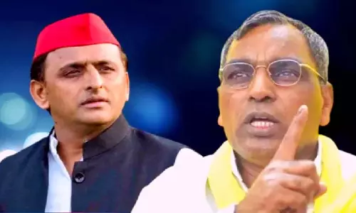 अखिलेश बताएं, सपा जीते तो चुनाव निष्पक्ष और हारे तो बेईमानी कैसे: ओम प्रकाश राजभर अखिलेश बताएं, सपा जीते तो चुनाव निष्पक्ष और हारे तो बेईमानी कैसे: ओम प्रकाश राजभर