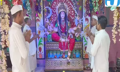 सलाखों के पीछे मां दुर्गा की भक्ति! रायपुर जेल में 760 बंदियों ने रखा 9 दिन का उपवास सलाखों के पीछे मां दुर्गा की भक्ति! रायपुर जेल में 760 बंदियों ने रखा 9 दिन का उपवास