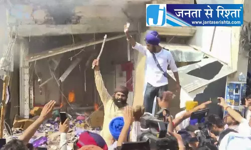 झोटा हत्याकांड से मानसा में आक्रोश, पुलिस ने आरोपी को किया गिरफ्तार झोटा हत्याकांड से मानसा में आक्रोश, पुलिस ने आरोपी को किया गिरफ्तार