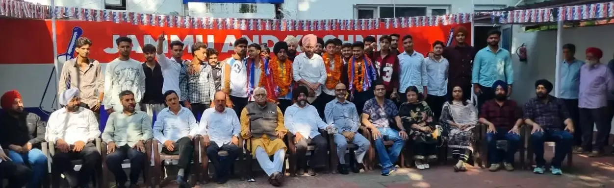 जीजीएम साइंस कॉलेज के छात्रों ने अपनी पार्टी में जताया भरोसा जीजीएम साइंस कॉलेज के छात्रों ने अपनी पार्टी में जताया भरोसा