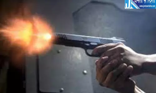 सीएम के आने से पहले प्रयागराज में दिनदहाड़े हत्या सीएम के आने से पहले प्रयागराज में दिनदहाड़े हत्या