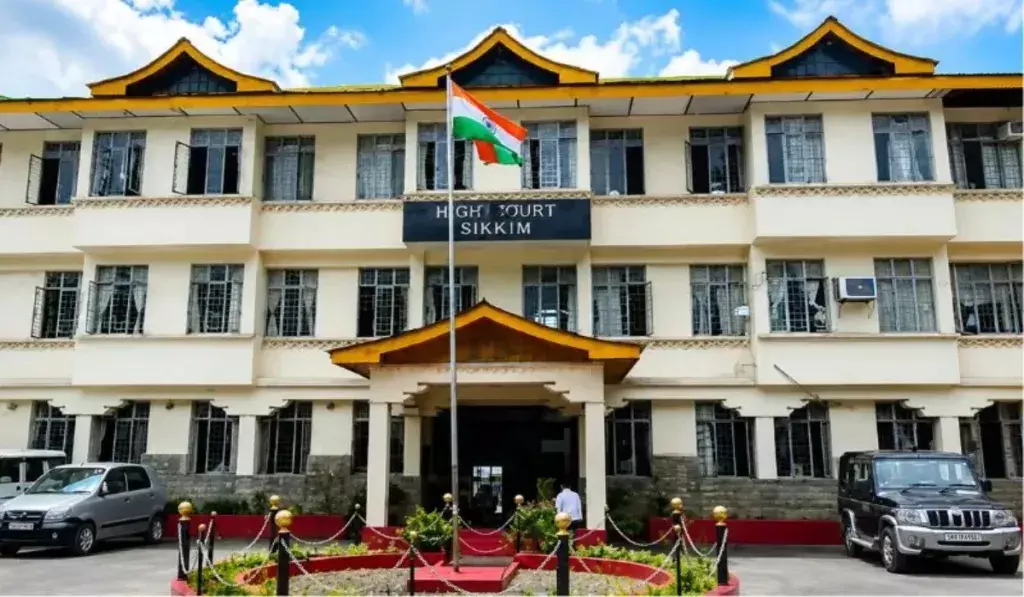 सिक्किम हाईकोर्ट का आदेश: तीस्ता नदी में न डालें मलबे