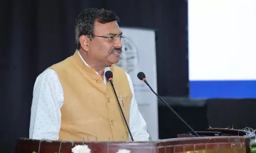 हिमालयी क्षेत्रों की चुनौतियों के समाधान में एआई की महत्वपूर्ण भूमिकाः मुख्य सचिव आनन्द बर्द्धन