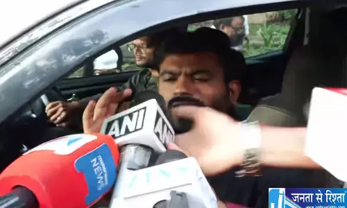 तिरंगा फहराना कोई अपराध नहीं अभिजीत दिपके का बड़ा ऐलान