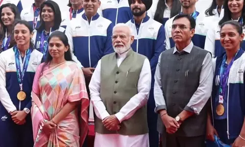 एशियन गेम्स के पदकवीरों से मिले PM मोदी, बोले- आपने तिरंगे की शान बढ़ाई एशियन गेम्स के पदकवीरों से मिले PM मोदी, बोले- आपने तिरंगे की शान बढ़ाई
