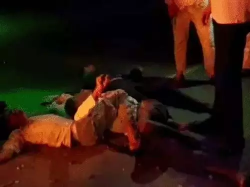 CG NEWS: तीन भाई, एक बाइक और दर्दनाक हादसा...किसी की नहीं बची जान CG NEWS: तीन भाई, एक बाइक और दर्दनाक हादसा...किसी की नहीं बची जान