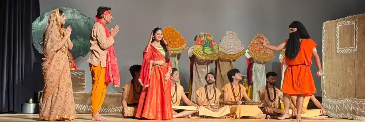 कटड़ा में नटरंग की ‘माता की कहानी’ ने पूरे किए 125 मंचन कटड़ा में नटरंग की ‘माता की कहानी’ ने पूरे किए 125 मंचन