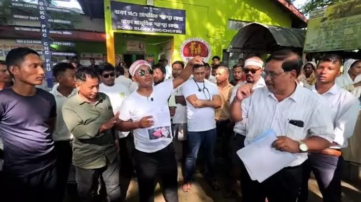 Assam: मरीज की मौत पर प्रदर्शन, 10 लाख मुआवजे की मांग Assam: मरीज की मौत पर प्रदर्शन, 10 लाख मुआवजे की मांग