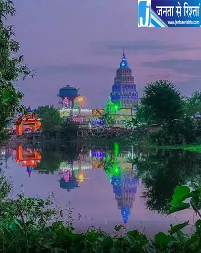 इस मंदिर में सिर झुकाए बिना नहीं होते मां के दर्शन इस मंदिर में सिर झुकाए बिना नहीं होते मां के दर्शन