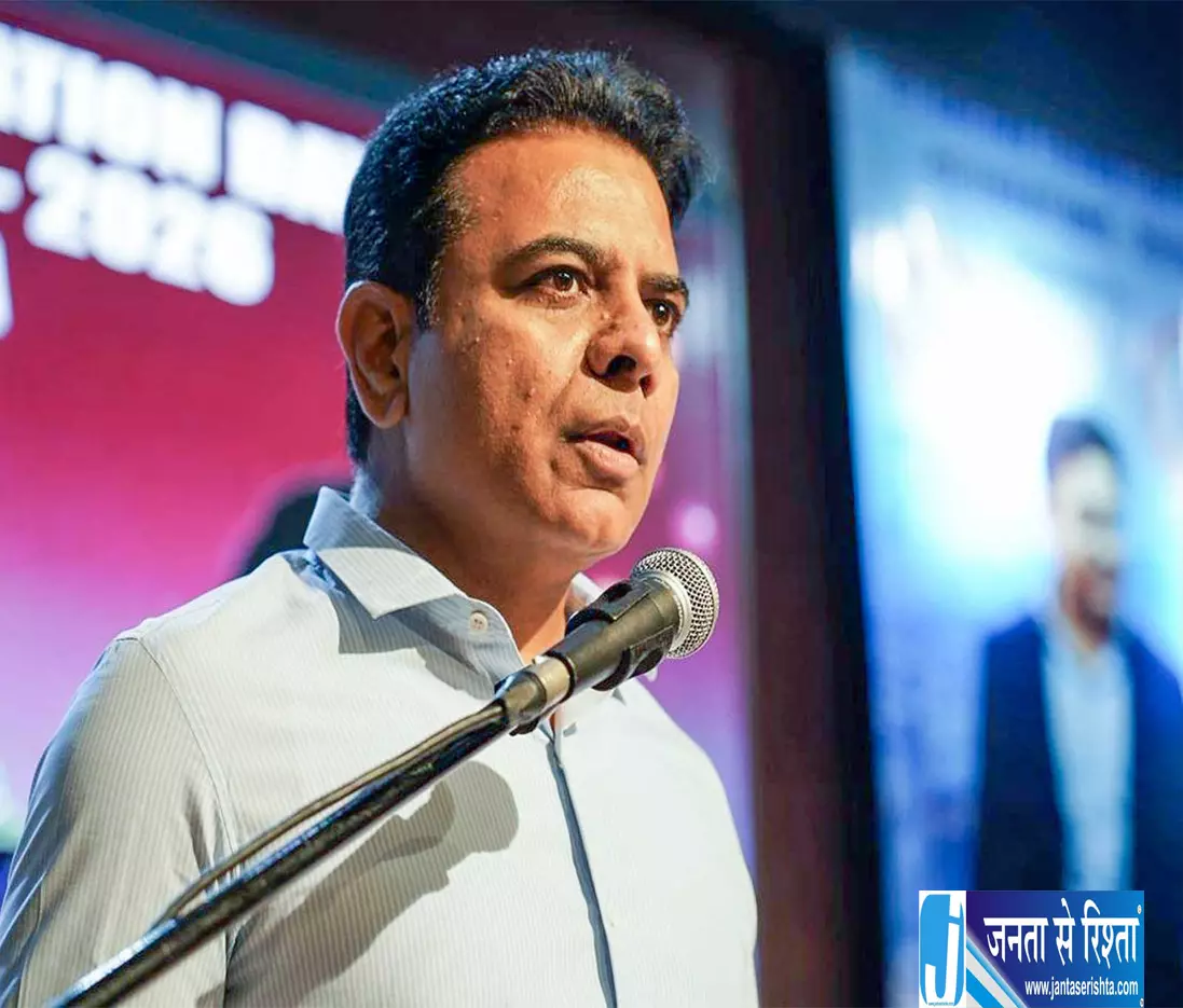 रेवंत रेड्डी सरकार पर KTR का बड़ा हमला ठेकों में कमीशनखोरी का आरोप रेवंत रेड्डी सरकार पर KTR का बड़ा हमला ठेकों में कमीशनखोरी का आरोप