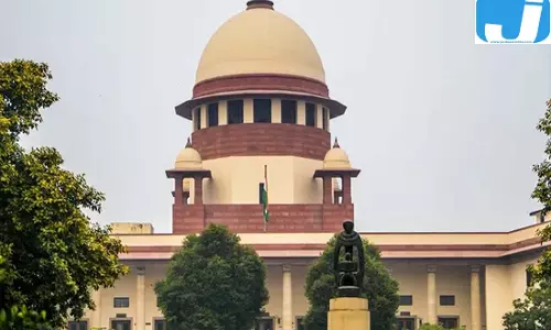 अभिव्यक्ति की आजादी और पत्रकारों की सुरक्षा पर सुनवाई, सुप्रीम कोर्ट की अहम टिप्पणी अभिव्यक्ति की आजादी और पत्रकारों की सुरक्षा पर सुनवाई, सुप्रीम कोर्ट की अहम टिप्पणी