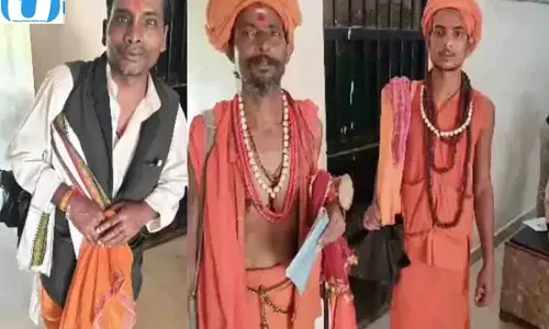 बालोद में भगवा वेश में तंत्र-मंत्र का डर दिखाकर वसूली; पिता-पुत्र सहित 3 गिरफ्तार बालोद में भगवा वेश में तंत्र-मंत्र का डर दिखाकर वसूली; पिता-पुत्र सहित 3 गिरफ्तार