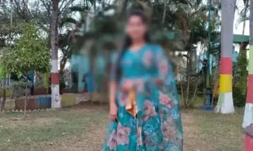 आत्महत्या से पहले छत्तीसगढ़ी में लिखा दर्द, युवती ने सुसाइड नोट में बयां किया दर्द आत्महत्या से पहले छत्तीसगढ़ी में लिखा दर्द, युवती ने सुसाइड नोट में बयां किया दर्द