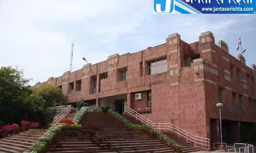 जेएनयूएसयू की रिले भूख हड़ताल में 200 से अधिक छात्र जुटे