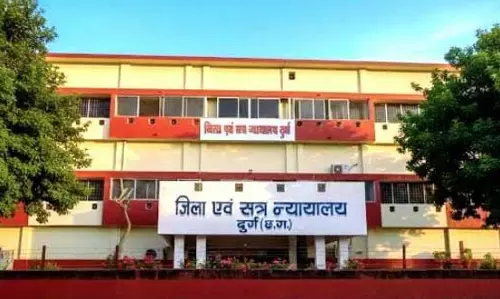 दुर्ग न्यायालय में तकनीक से सिमट रही दूरी, वीडियो कॉन्फ्रेंसिंग से जमानत आवेदन का निराकरण दुर्ग न्यायालय में तकनीक से सिमट रही दूरी, वीडियो कॉन्फ्रेंसिंग से जमानत आवेदन का निराकरण