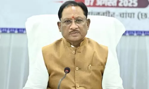 CM साय ने ली हेल्पलाइन 1076 की बड़ी समीक्षा, सभी कलेक्टर बैठक में शामिल