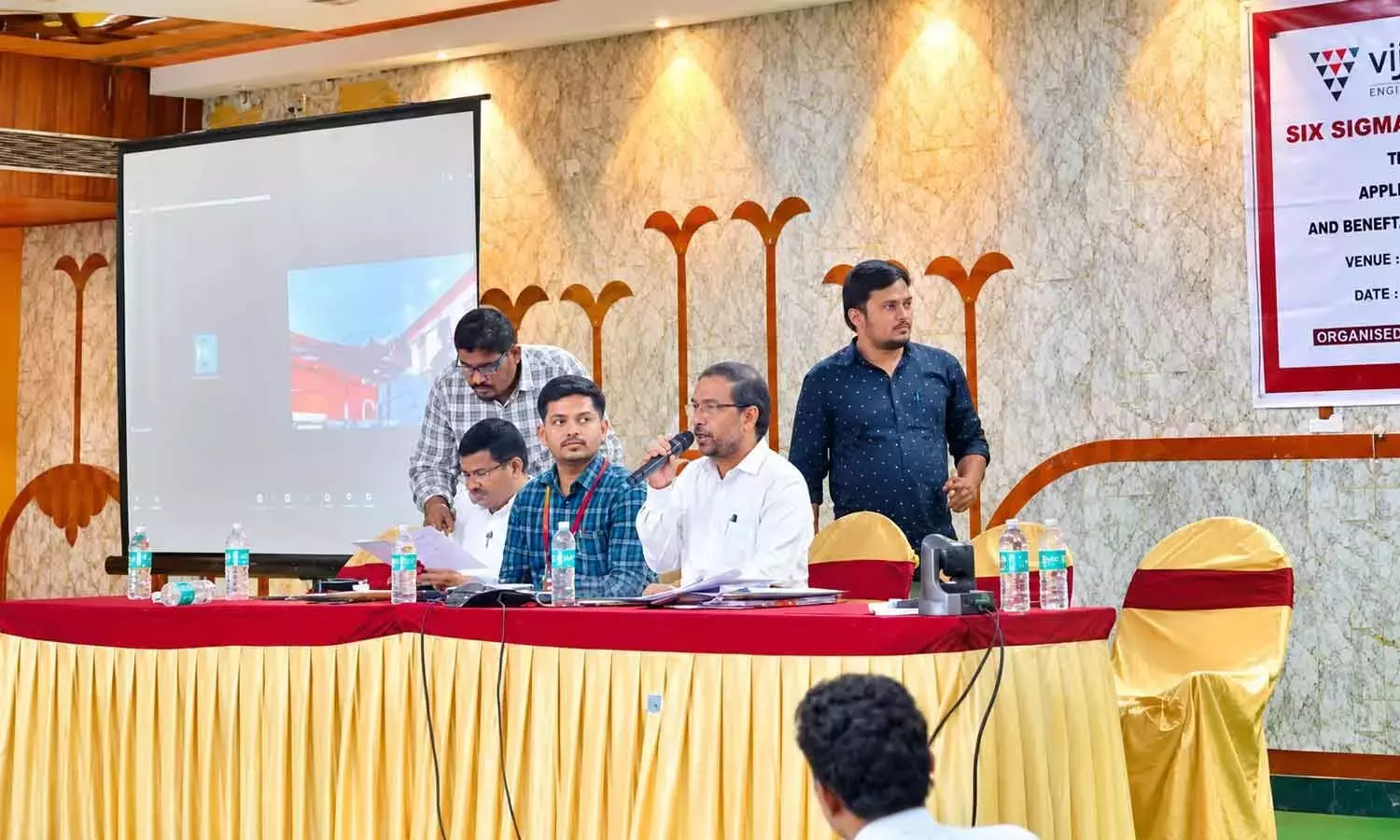 Andhra: वीएमसी आज से नामांकन प्राप्त करने के लिए पूरी तरह तैयार है