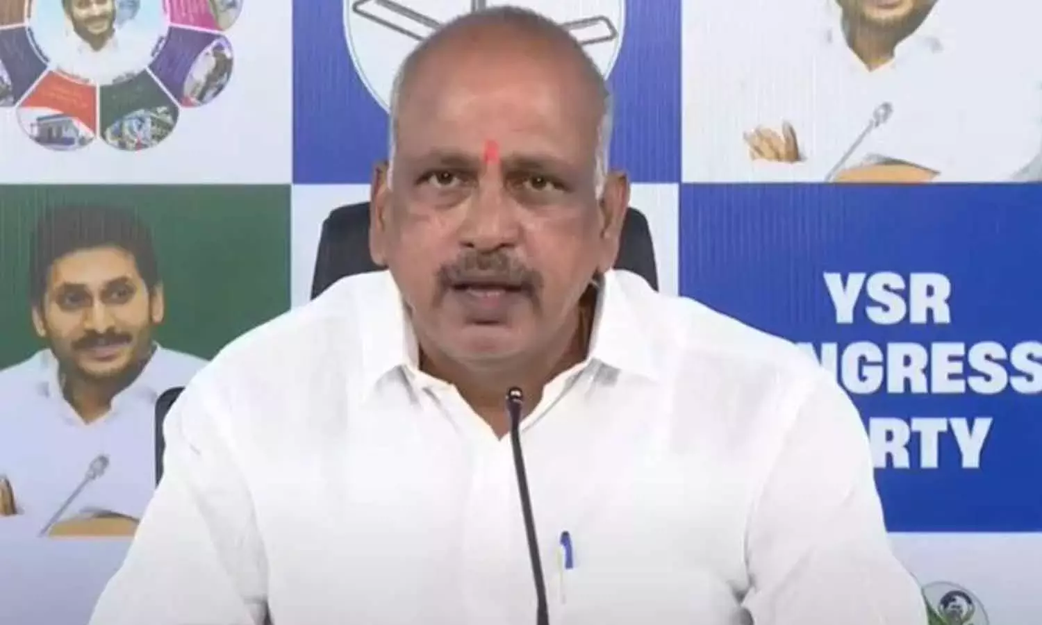 YSRCP टीडीपी प्रचार सामग्री को हटाने की मांग करती है