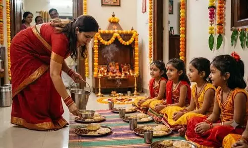 अष्टमी-नवमी कन्या पूजन: जानें सही तिथि और समय अष्टमी-नवमी कन्या पूजन: जानें सही तिथि और समय