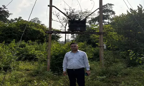 नियद नेल्ला नार योजना से अबूझमाड़ के ग्राम बोरानिरपी में पहली बार पहुंची बिजली