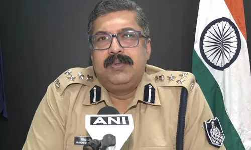 भोपाल में 13 साल की बच्ची का शव मिलने से सनसनी संदिग्ध हिरासत में भोपाल में 13 साल की बच्ची का शव मिलने से सनसनी संदिग्ध हिरासत में