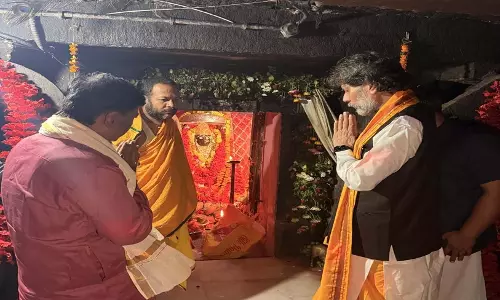 स्वस्थ होकर बस्तर लौटे किरण सिंह देव, मां दंतेश्वरी का लिया आशीर्वाद