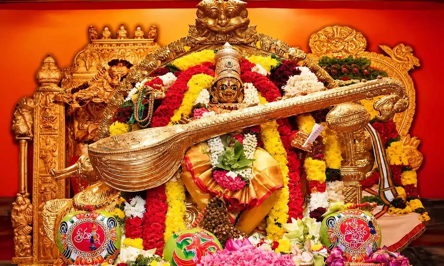 Andhra: सीएम नायडू आज देवी दुर्गा को रेशम का चोला चढ़ाएंगे Andhra: सीएम नायडू आज देवी दुर्गा को रेशम का चोला चढ़ाएंगे