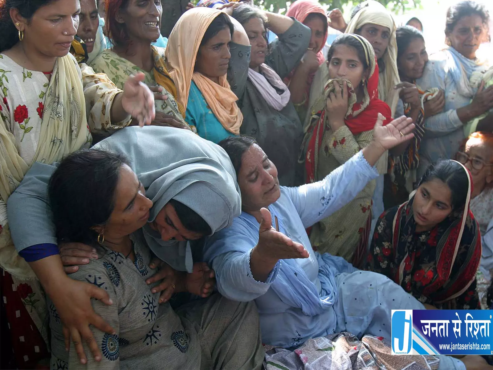 पाकिस्तान में जबरन शादी और धार्मिक उत्पीड़न के मामले रिपोर्ट ने बढ़ाई चिंता पाकिस्तान में जबरन शादी और धार्मिक उत्पीड़न के मामले रिपोर्ट ने बढ़ाई चिंता