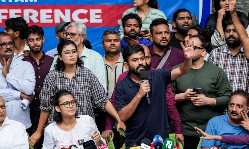 CJP वाले अभिजीत दिपके गिरफ्तार, आज कोर्ट में पेशी CJP वाले अभिजीत दिपके गिरफ्तार, आज कोर्ट में पेशी