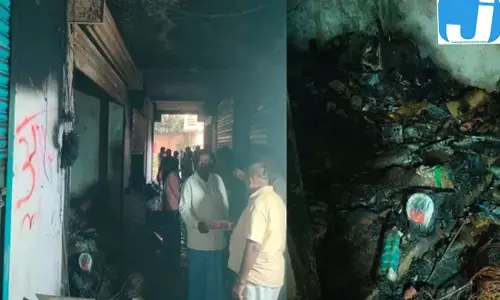 बनवारी सिंह मार्केट में भीषण आग, दुकानदारों ने बताया 55 लाख से अधिक का नुकसान