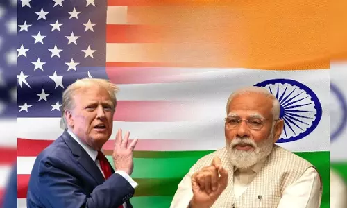 खतरा टला! भारत को ट्रंप की बड़ी राहत, रूसी तेल खरीदने पर नहीं लगेगा टैरिफ खतरा टला! भारत को ट्रंप की बड़ी राहत, रूसी तेल खरीदने पर नहीं लगेगा टैरिफ