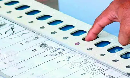 Telangana: विशेष मतदाता नामांकन शिविरों को खराब प्रतिक्रिया मिल रही है