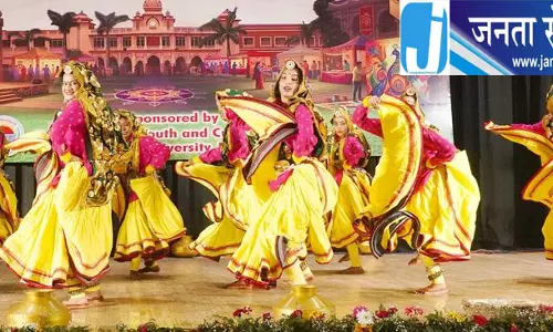 युवा महोत्सव में परंपरा और संस्कृति का संगम, लोक कला ने मोहा मन