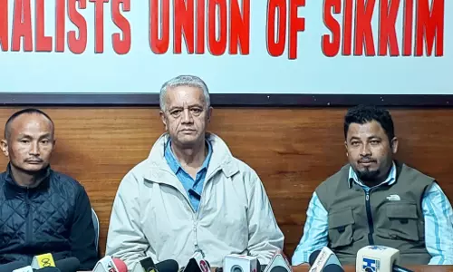 सिक्किम में दुष्यंत गौतम की नियुक्ति का विरोध, भरत बस्नेत ने उठाई आवाज सिक्किम में दुष्यंत गौतम की नियुक्ति का विरोध, भरत बस्नेत ने उठाई आवाज