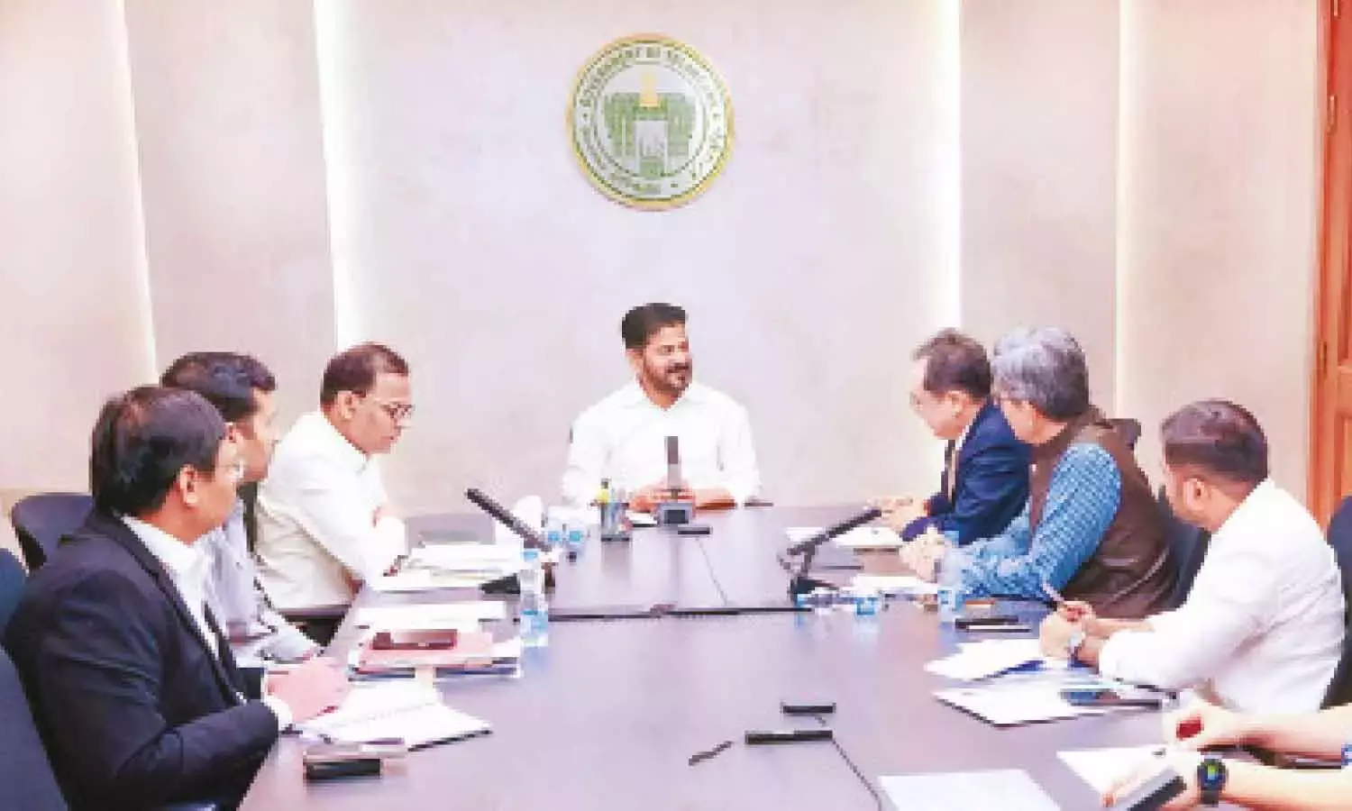Telangana: सीएम रेवंत ने हुंडई कार एमएफजी प्लांट को हैदराबाद तक चलाया
