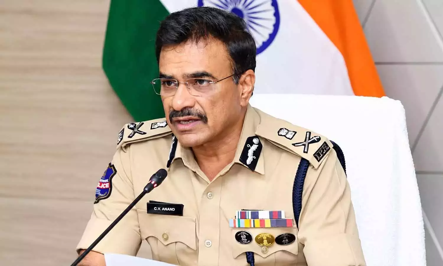 Telangana: डीजीपी आनंद ने पुलिसिंग को बढ़ावा दिया, थाने का दौरा करने का आदेश दिया
