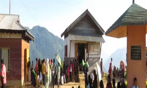DC किफिरे ने सांप्रदायिक सद्भाव का आग्रह किया