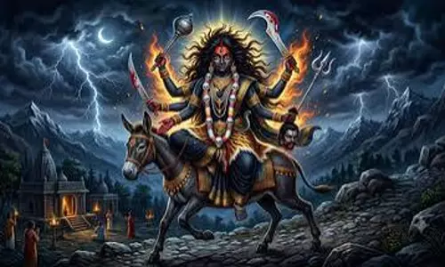 मां कालरात्रि पूजा: जानें विधि, भोग, कथा, मंत्र और शुभ रंग मां कालरात्रि पूजा: जानें विधि, भोग, कथा, मंत्र और शुभ रंग