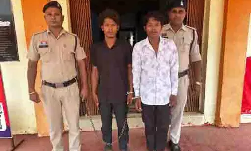 आरंग में बच्चे के अपहरण का खुलासा, दो युवक और एक नाबालिग पकड़े गए आरंग में बच्चे के अपहरण का खुलासा, दो युवक और एक नाबालिग पकड़े गए