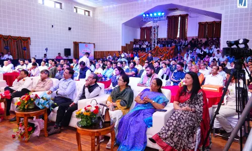 व्यापारी दुर्घटना बीमा योजना के अग्रेत्तर संचालन हेतु प्रशासकीय स्वीकृति व्यापारी दुर्घटना बीमा योजना के अग्रेत्तर संचालन हेतु प्रशासकीय स्वीकृति