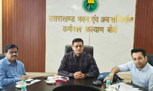 मुख्यमंत्री धामी की श्रमिक स्वास्थ्य पहल बनी दूसरे राज्यों के लिए प्रेरणा