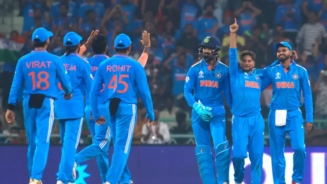 भारत-न्यूजीलैंड वनडे: गिल और अय्यर में बंटी कप्तानी भारत-न्यूजीलैंड वनडे: गिल और अय्यर में बंटी कप्तानी