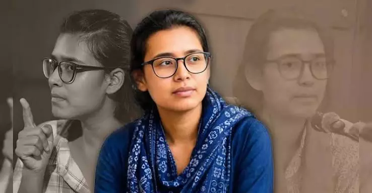 आइसा अध्यक्ष नेहा बोरा की टिप्पणी पर अरुणाचल बीजेपी का विरोध आइसा अध्यक्ष नेहा बोरा की टिप्पणी पर अरुणाचल बीजेपी का विरोध