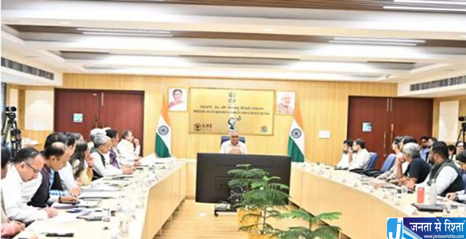 वायु प्रदूषण से निपटने के लिए केंद्र सरकार की नई पहल भूपेंद्र यादव ने की अहम बैठक वायु प्रदूषण से निपटने के लिए केंद्र सरकार की नई पहल भूपेंद्र यादव ने की अहम बैठक