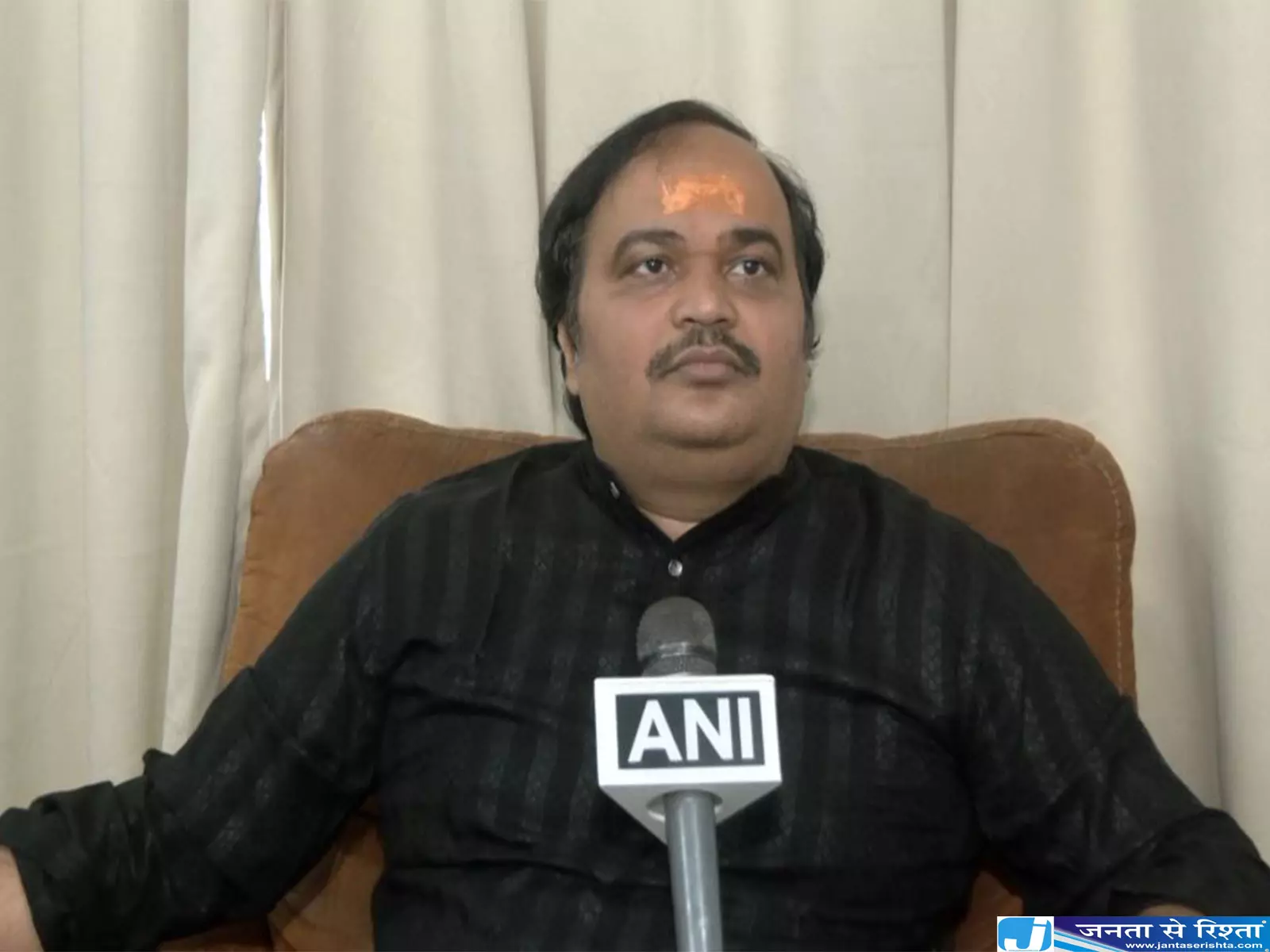 उद्धव ठाकरे गुट छोड़ शिंदे की शिवसेना में पहुंचे आनंद दुबे उद्धव ठाकरे गुट छोड़ शिंदे की शिवसेना में पहुंचे आनंद दुबे