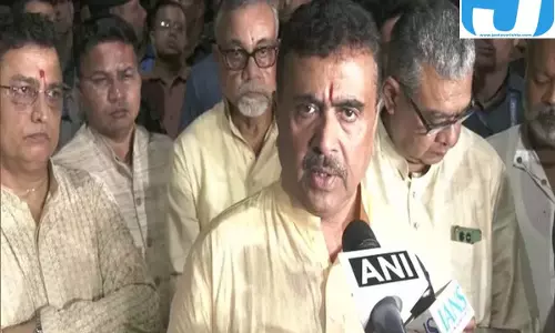 पंडाल की सुरक्षा व्यवस्था पर सवाल, 12 लोगों को हिरासत में लेकर पूछताछ