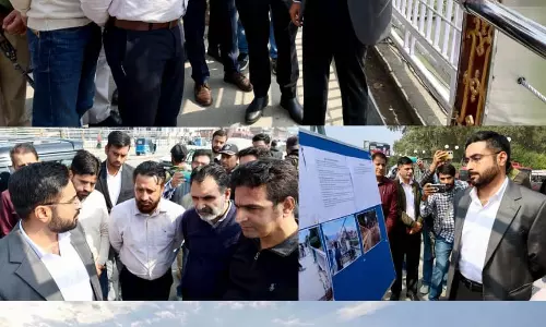 श्रीनगर में पुल की सुरक्षा को लेकर प्रशासन सतर्क, डीसी ने जांची व्यवस्था